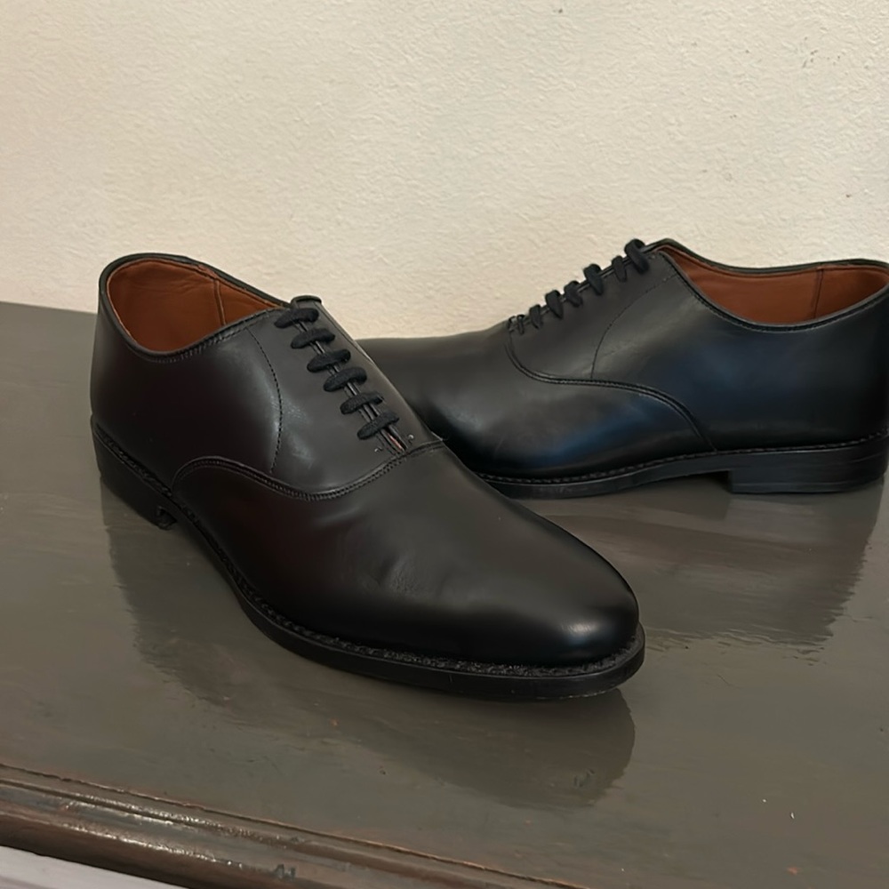 Allen Edmond Carly, plain Oxford, size 10
